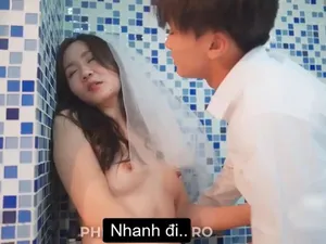 Trong ngày vui của mình, vợ lén vụng trộm với em chồng