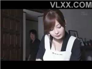 ông chồng đi công tác, bà xã ở nhà bị chồng sắp cưới của chị gái cưỡng hiếp